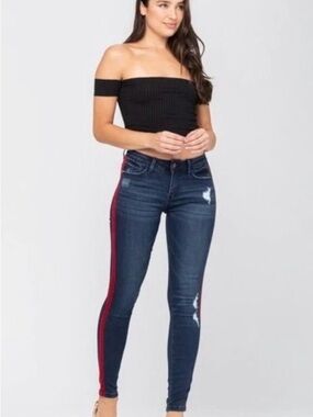 Judy Blue Red Velvet Tape Dark Blue Denim Jeans Size 3
